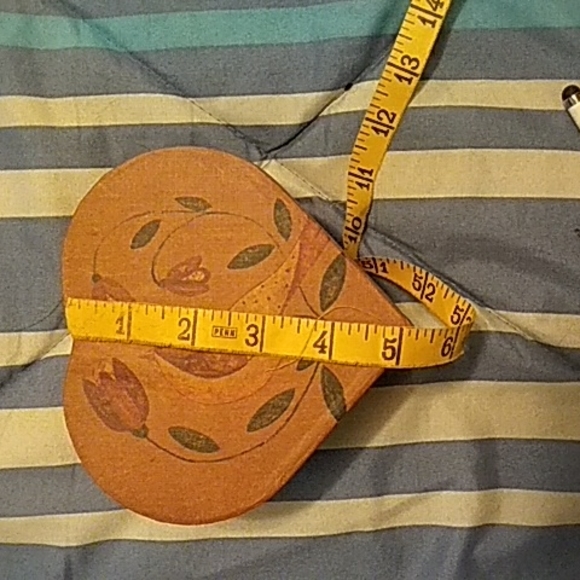 Beautiful Heart Container - Picture 4 of 6